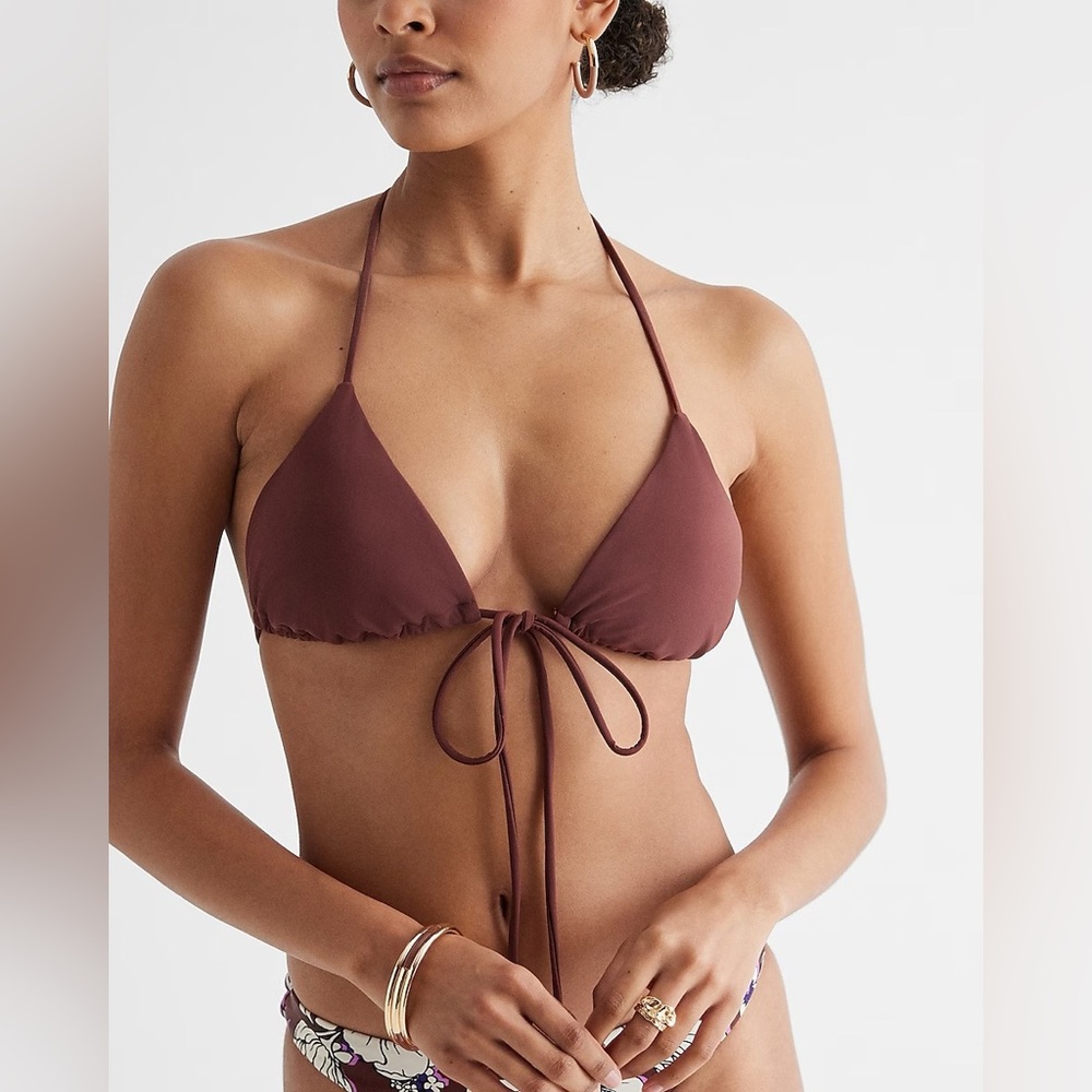 NWT Express Triangle Body Contour Swim Top Small
